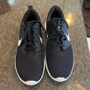 Ladies Nike Golf shoes